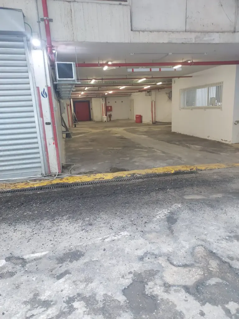 עבודות אספלט בבית החולים וולפסון